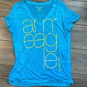 Am. Eagle V neck